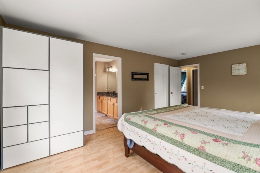 5 Equestrian Lane