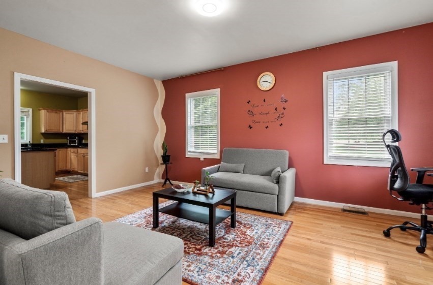 5 Equestrian Lane