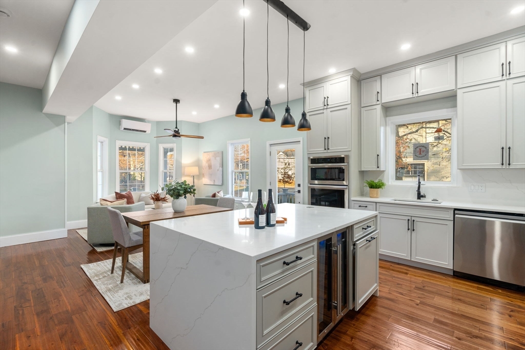 10 Washington Park Unit: Left (U2)