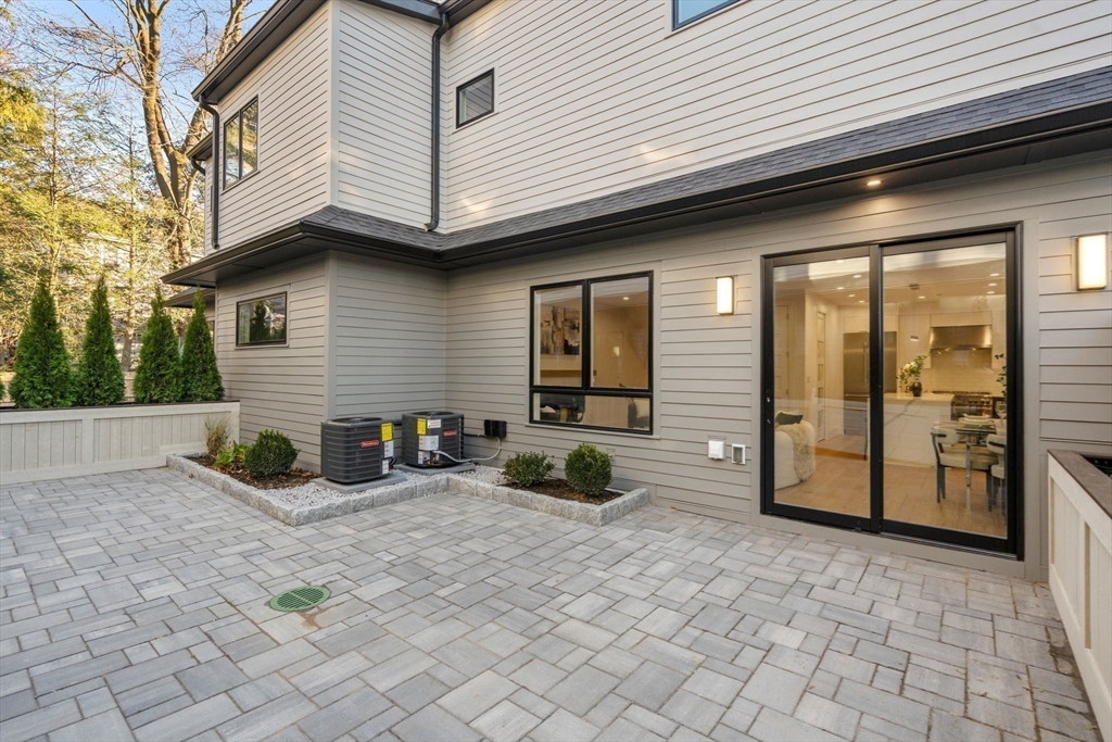 956 Walnut Street # 7