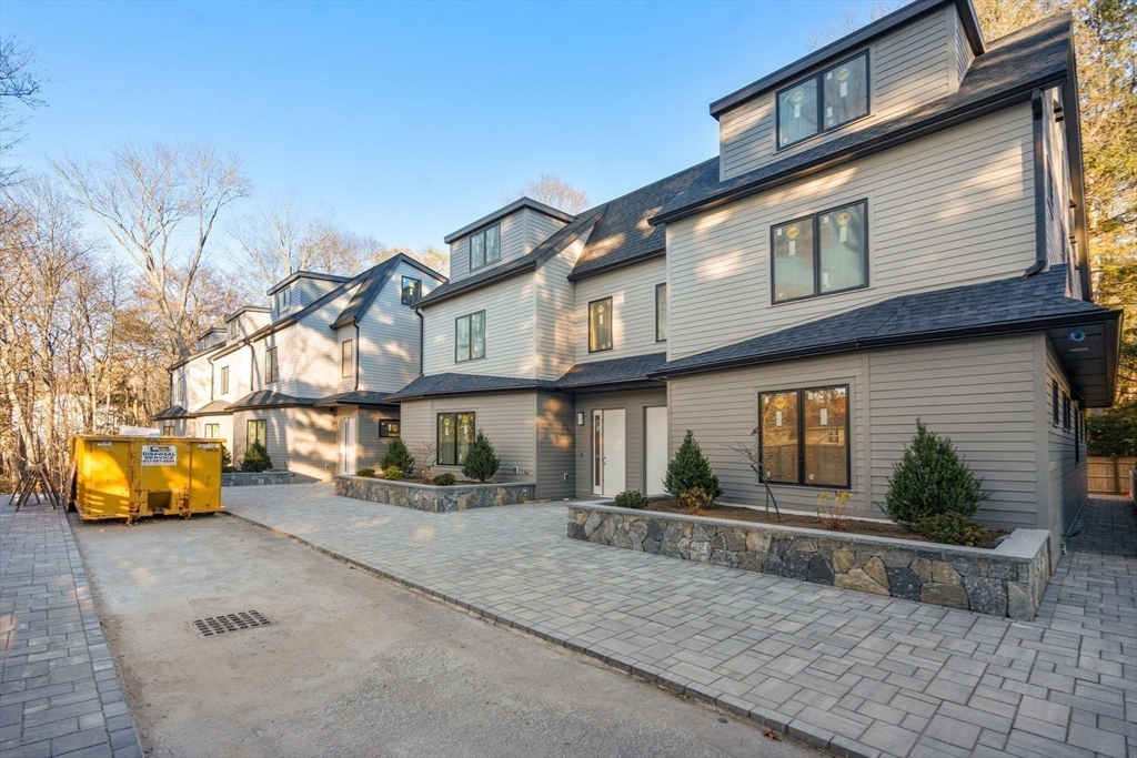 956 Walnut Street # 7