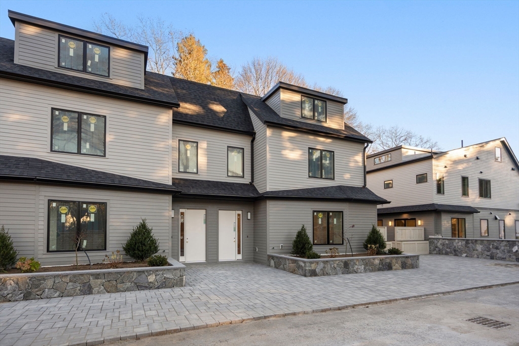 956 Walnut Street # 7