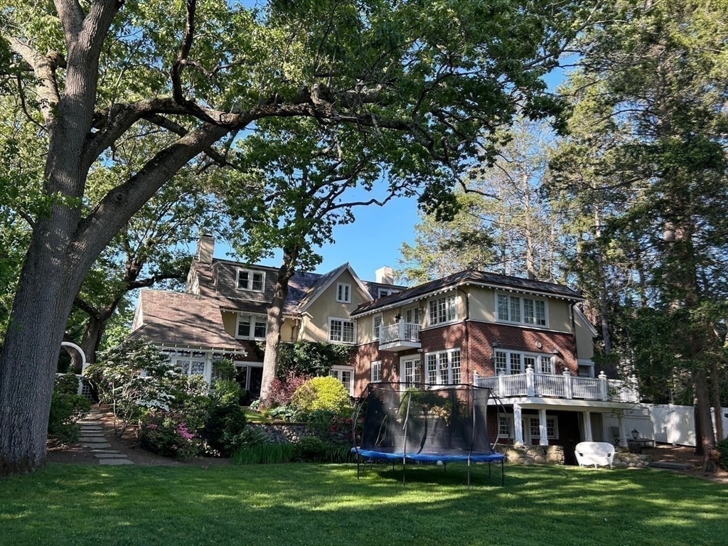 115 Aspen Ave