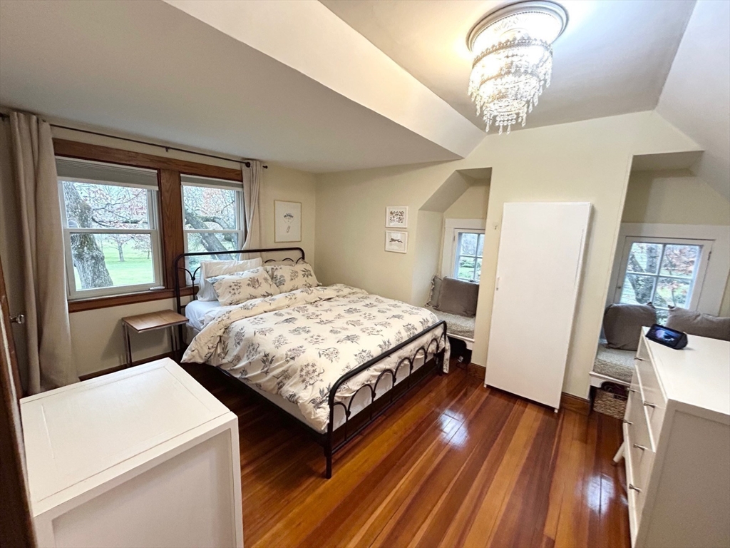 115 Aspen Ave