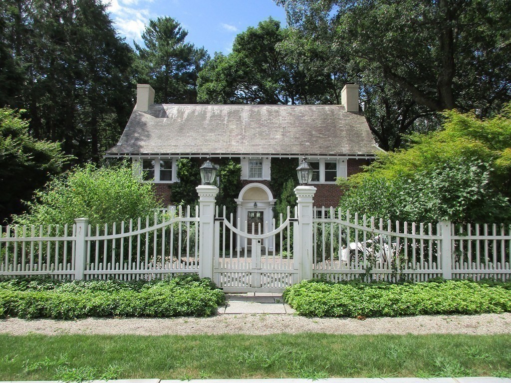 115 Aspen Ave