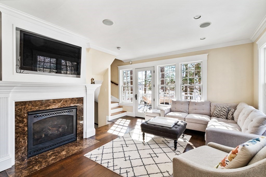 115 Aspen Ave