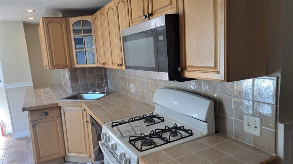 42 Dudley St # 1