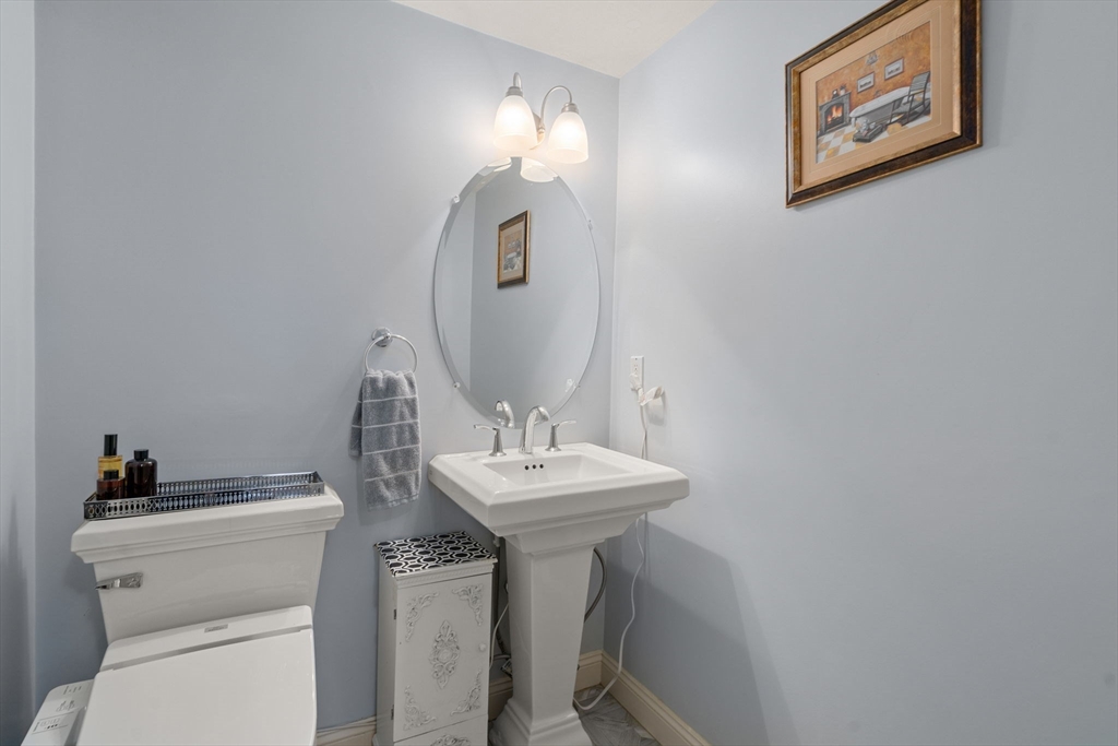 215 Saint Mary St # 3