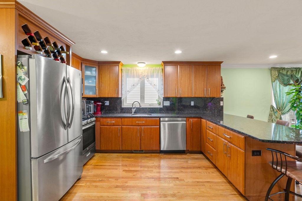 215 Saint Mary St # 3