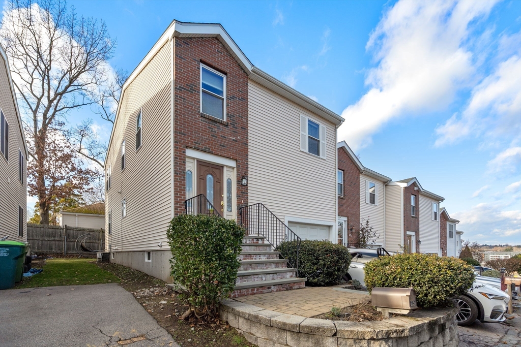 215 Saint Mary St # 3