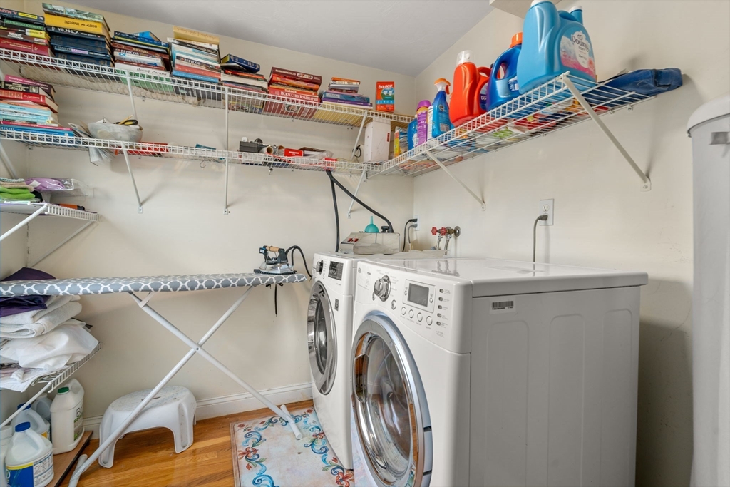 215 Saint Mary St # 3