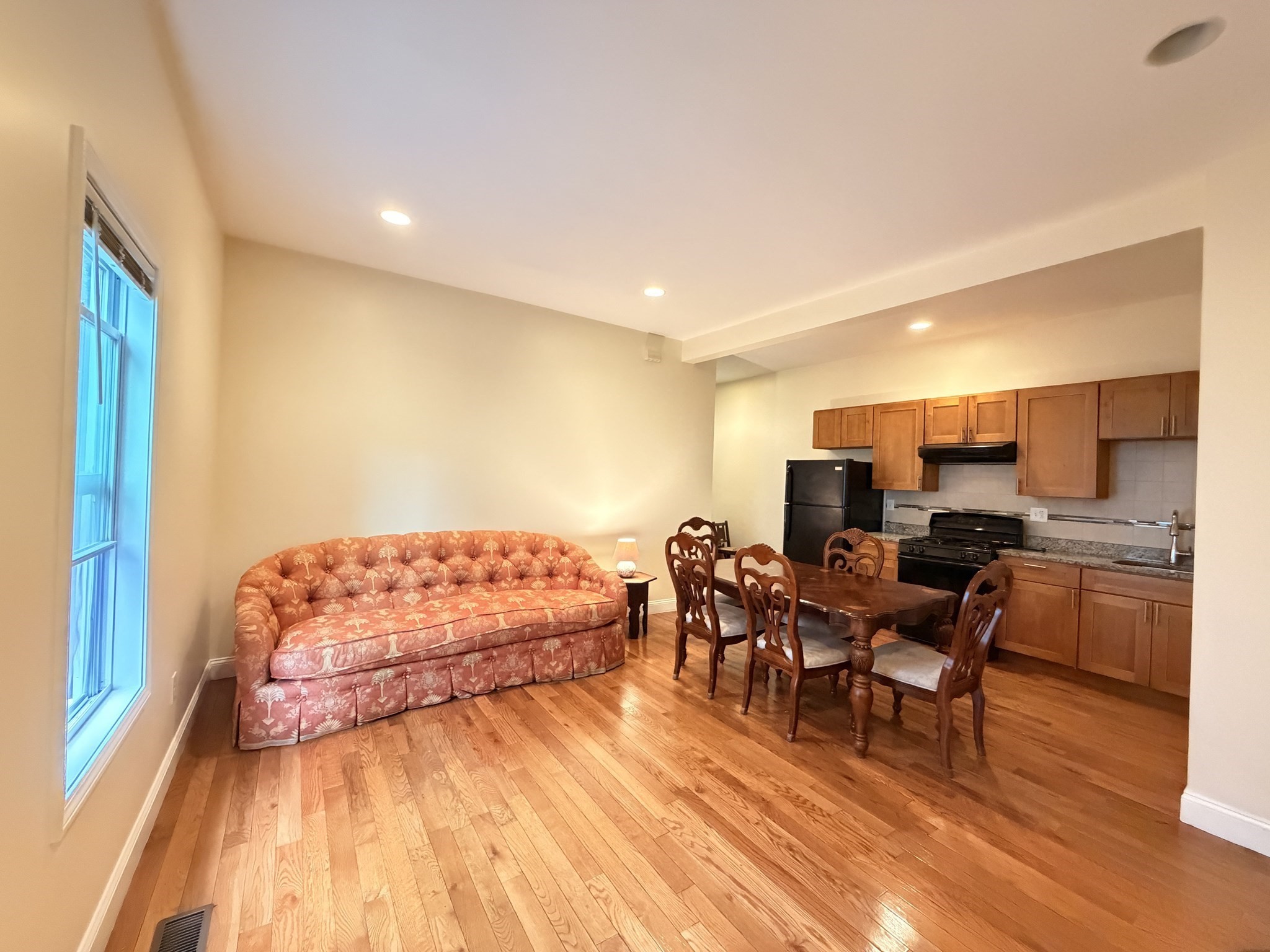 7 North Ave # 1