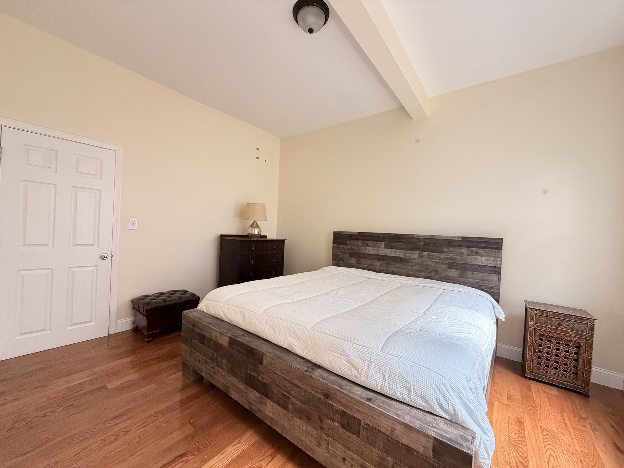 7 North Ave # 1