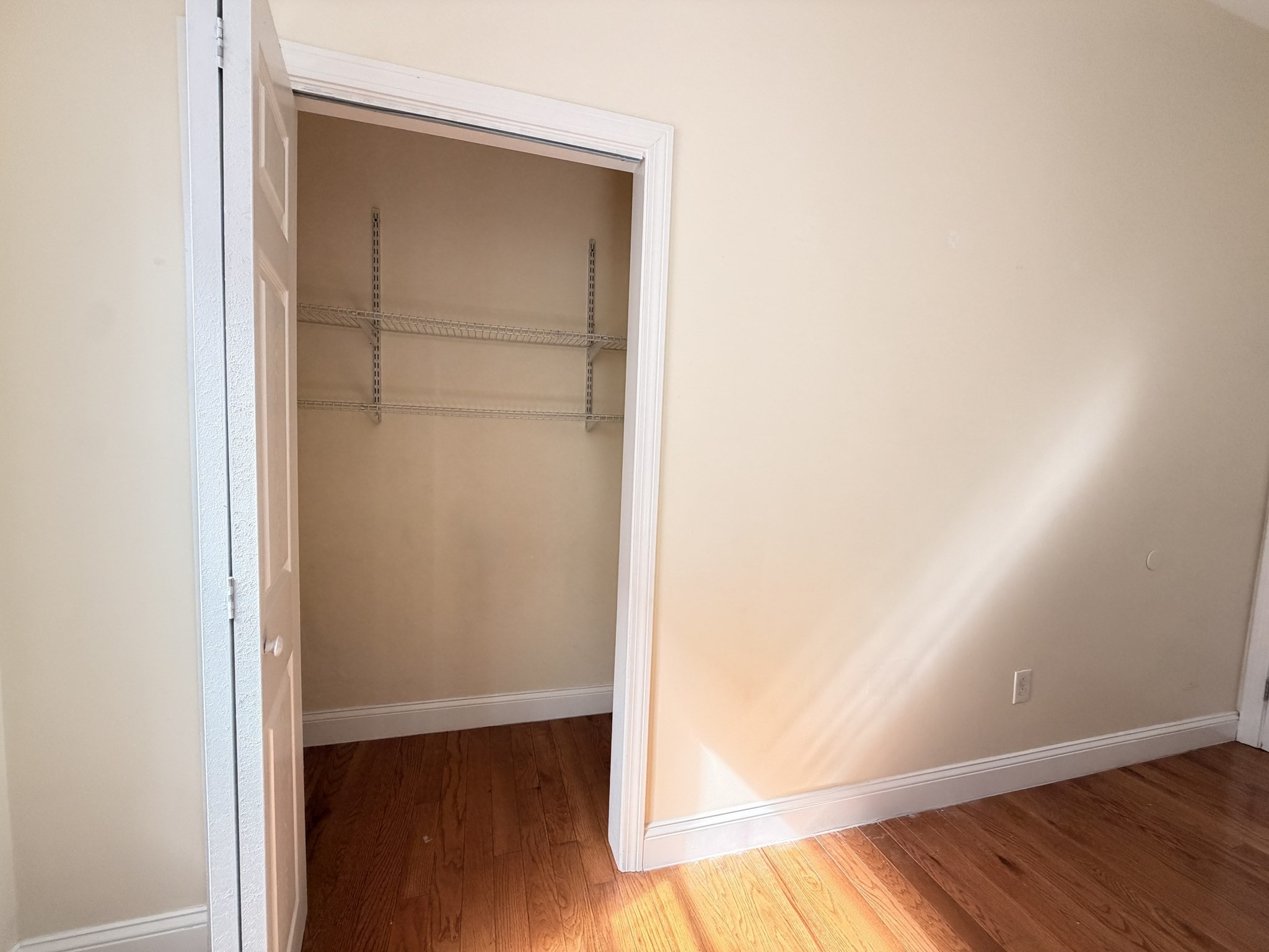7 North Ave # 1