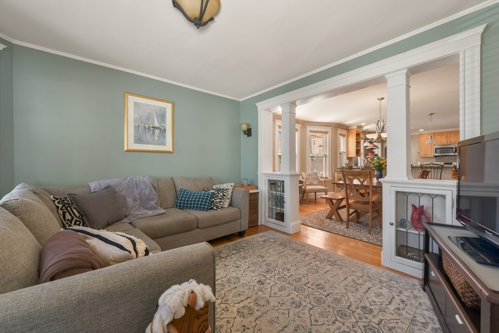 28 Fletcher Street # 1