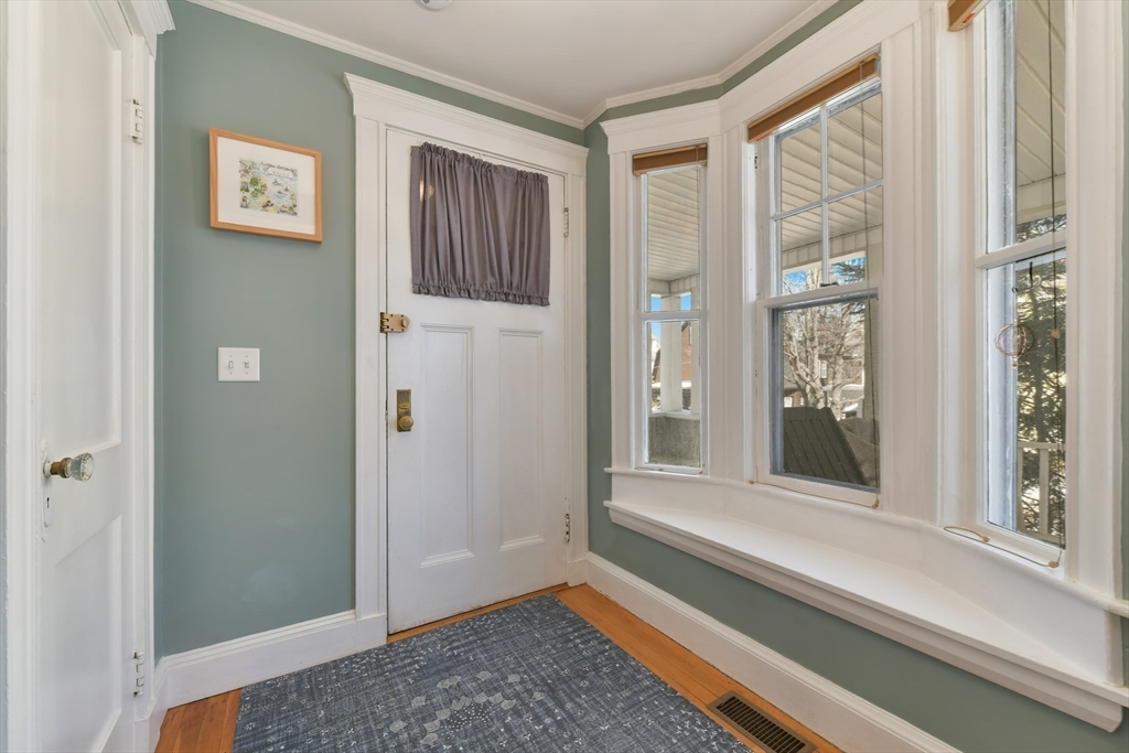 28 Fletcher Street # 1