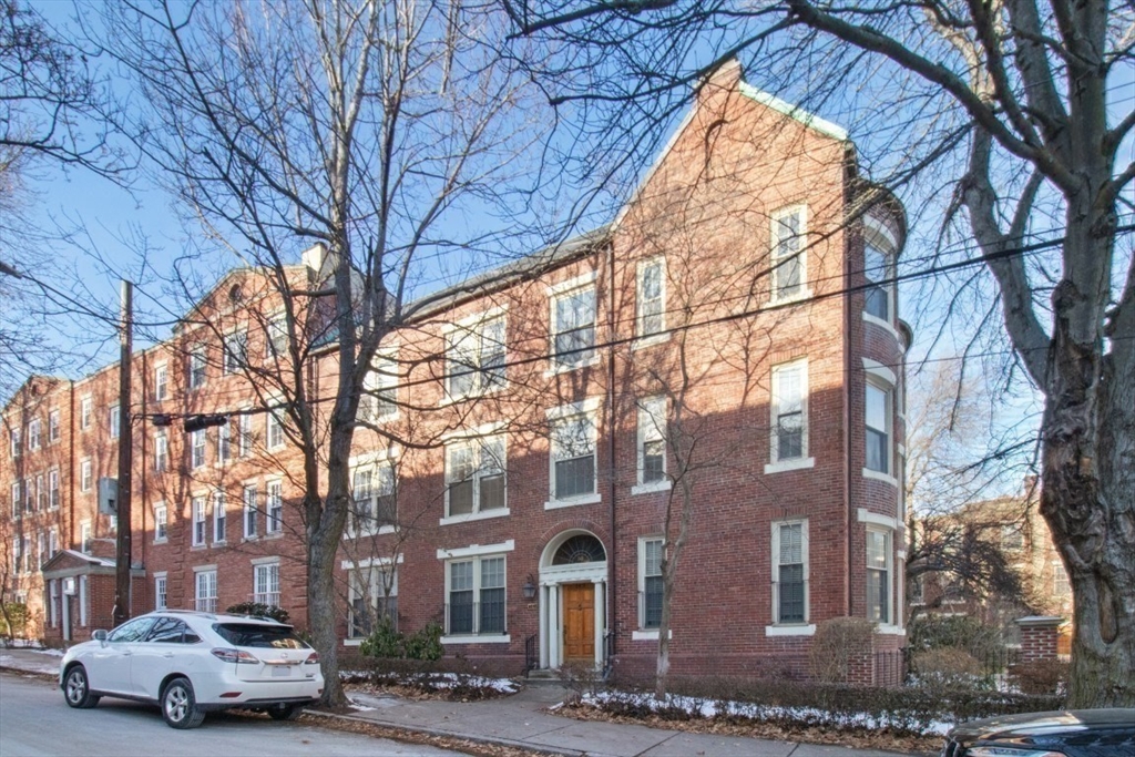 143 Beaconsfield Rd # 2