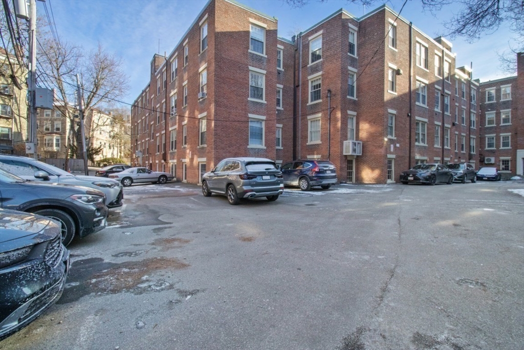 143 Beaconsfield Rd # 2