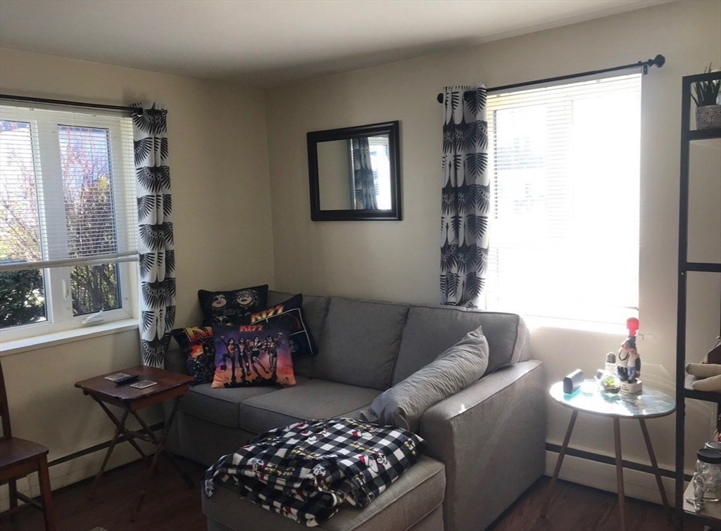 194 Lexington Street # 1