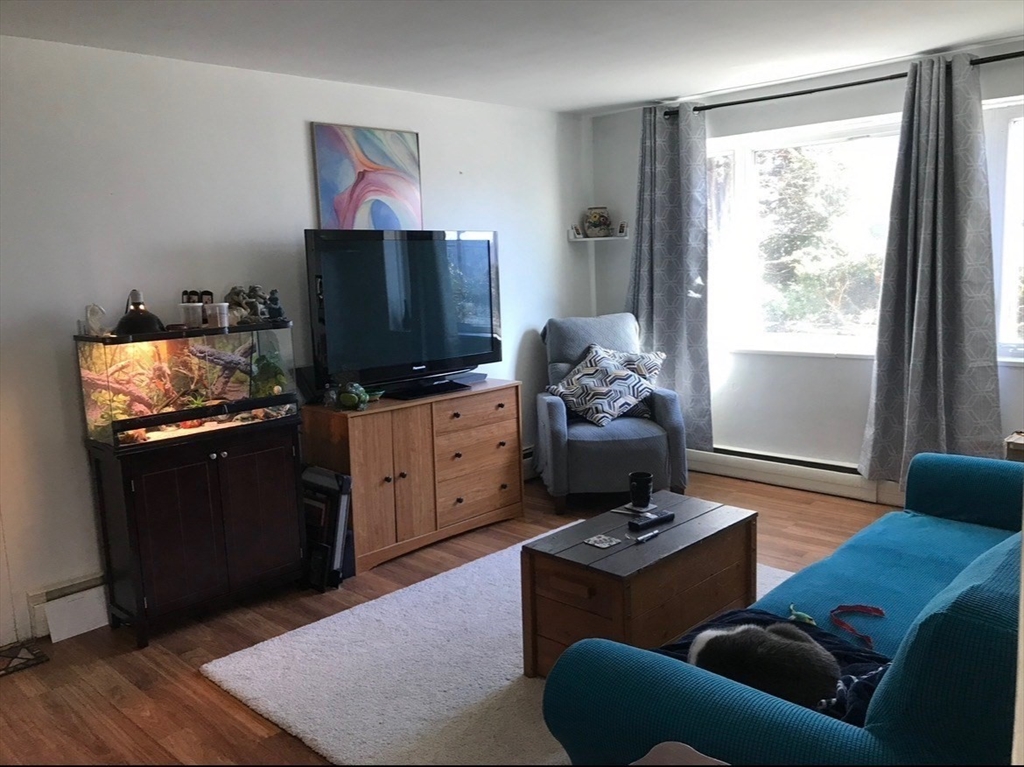194 Lexington Street # 1