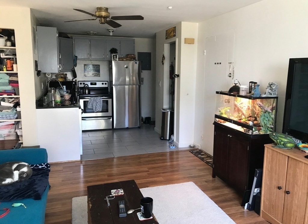 194 Lexington Street # 1