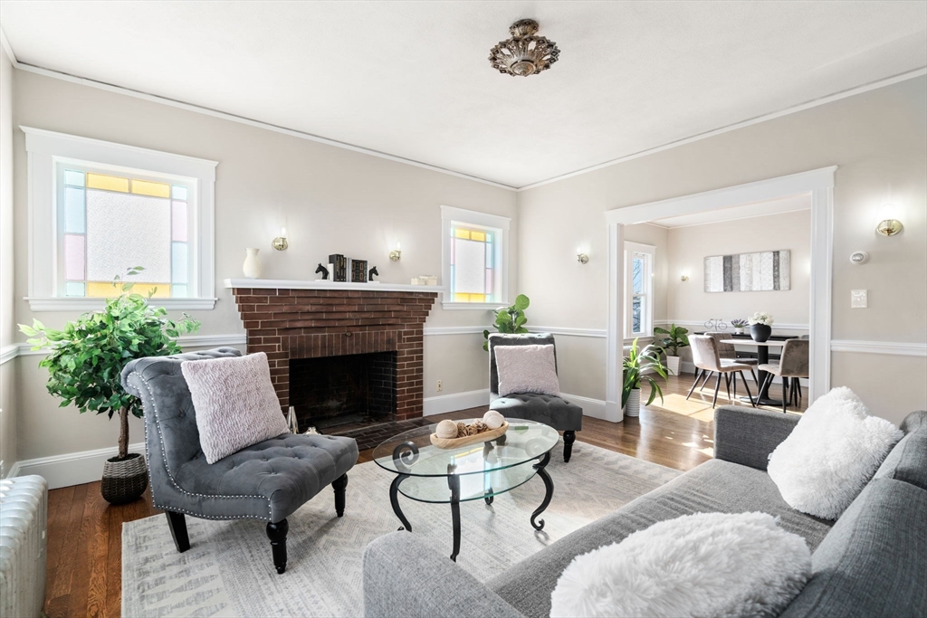 8 Charlesview St # 8
