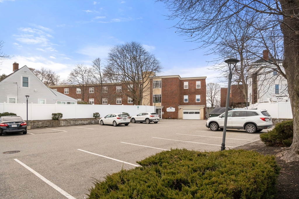 145 Hancock Street # 307