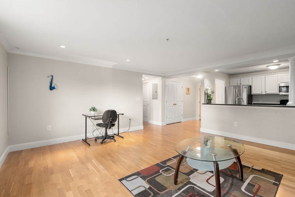 145 Hancock Street # 307
