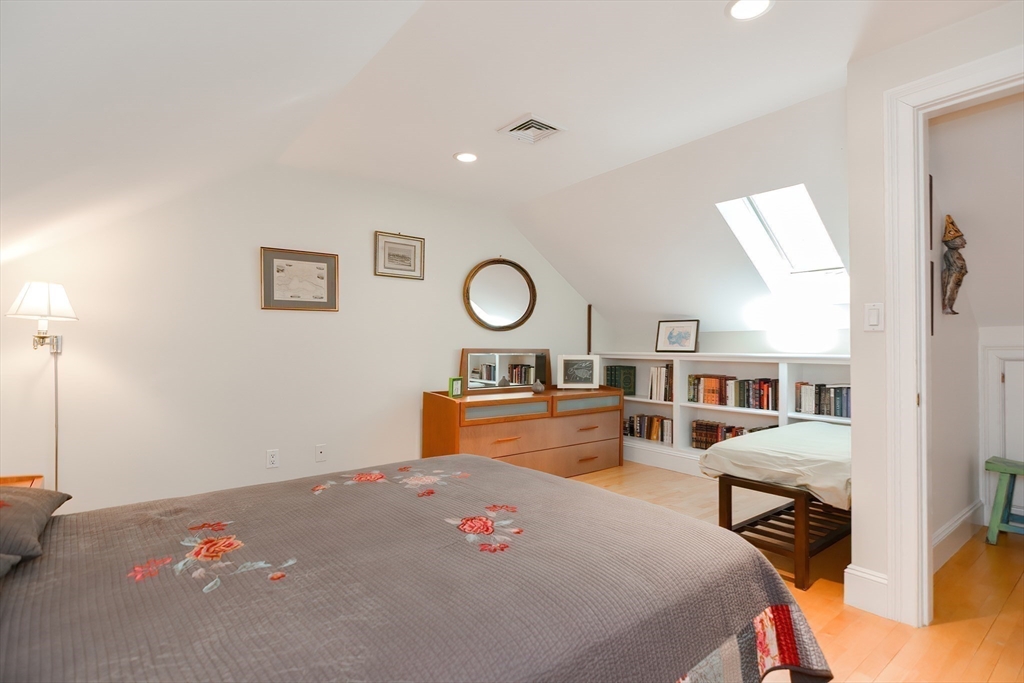 3 Forest St # 3