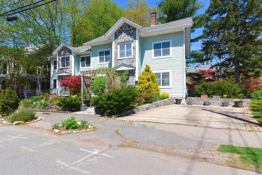3 Forest St # 3