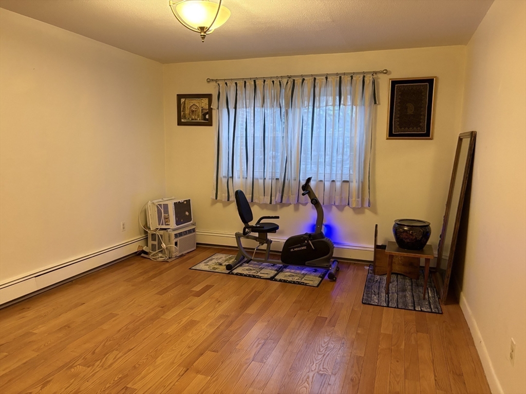 73 Walnut Street # 6