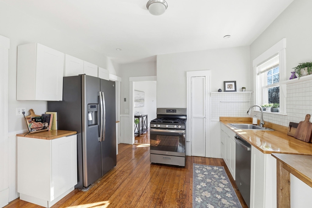 115 Navarre St # 2