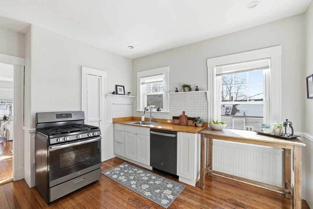 115 Navarre St # 2