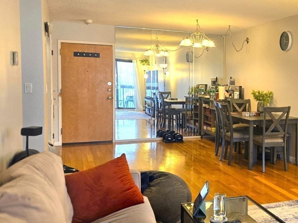 10 Williams St # 26