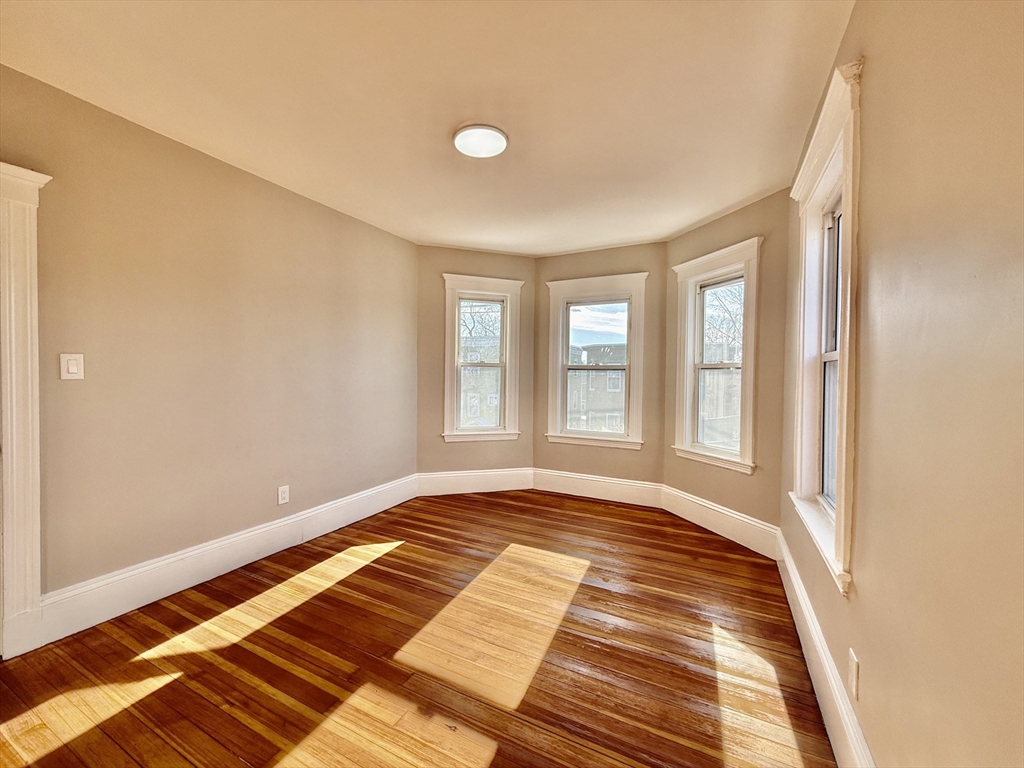 69 Conwell Ave # 1