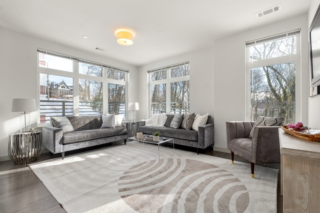 99 Tremont Street # 302