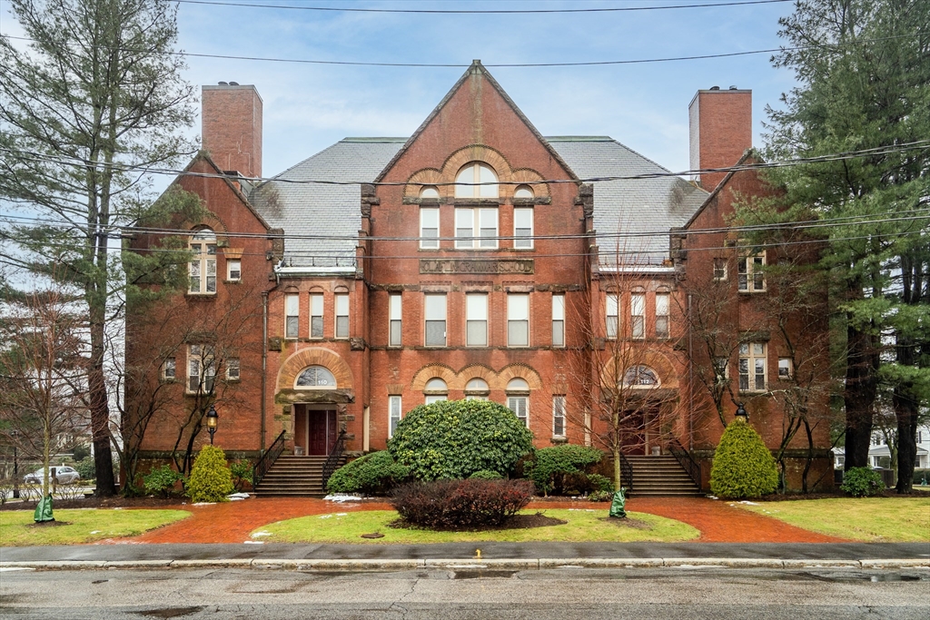 110 Washington Park # 8