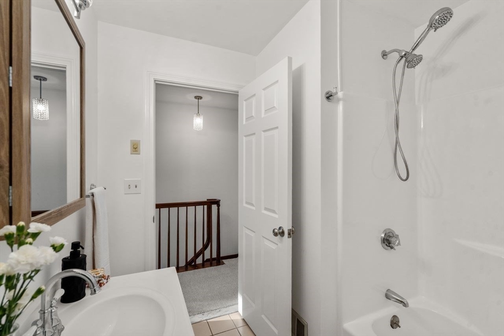 160 Pine Street # 15