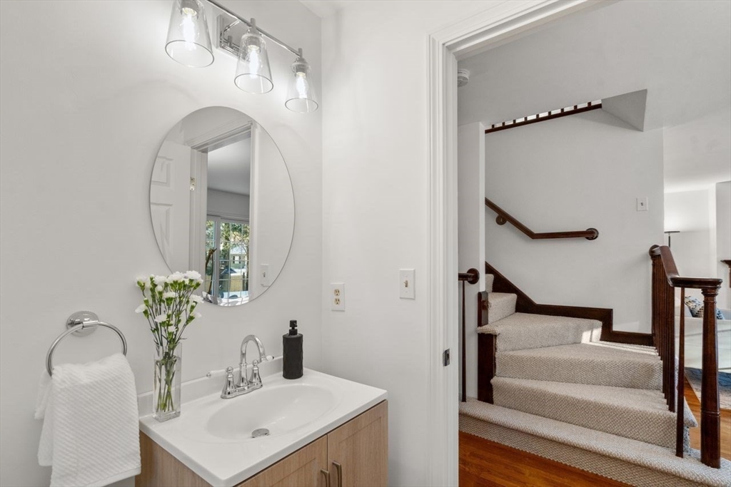 160 Pine Street # 15