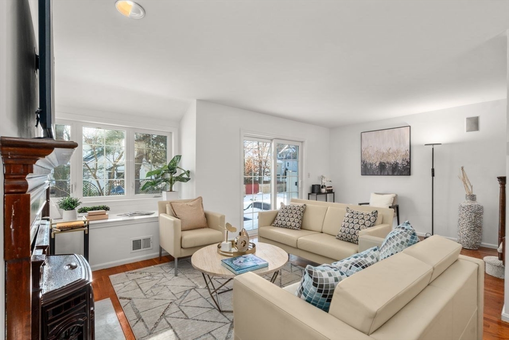 160 Pine Street # 15