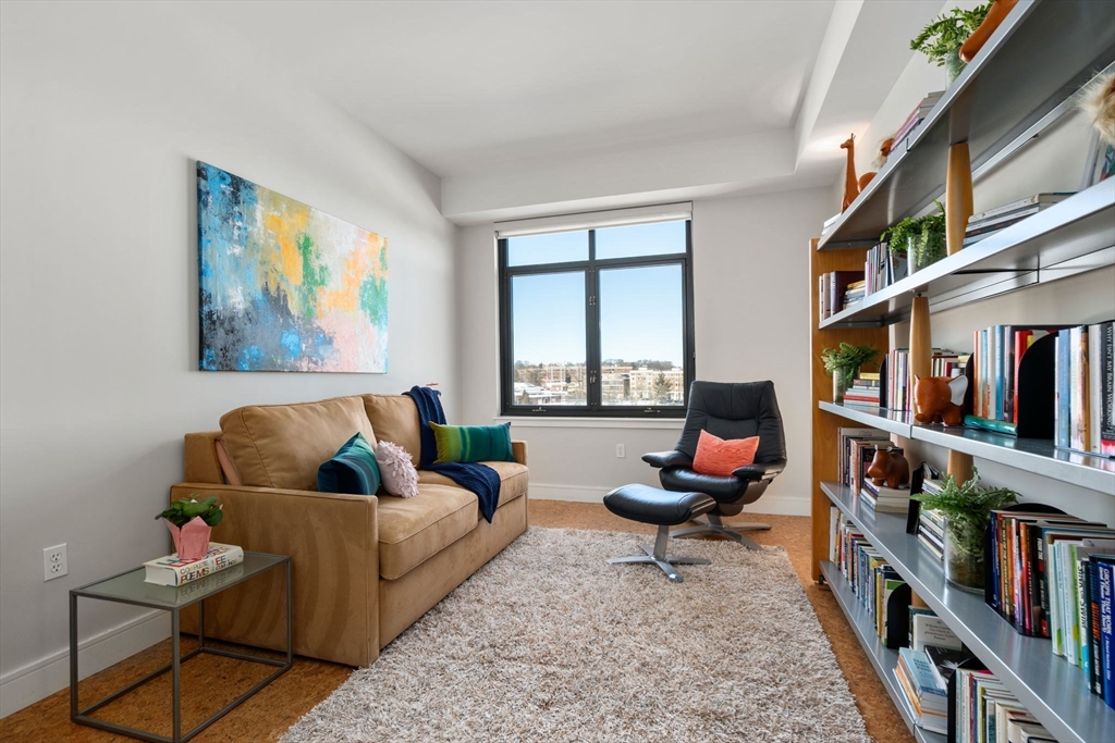 2400 Beacon St # 409