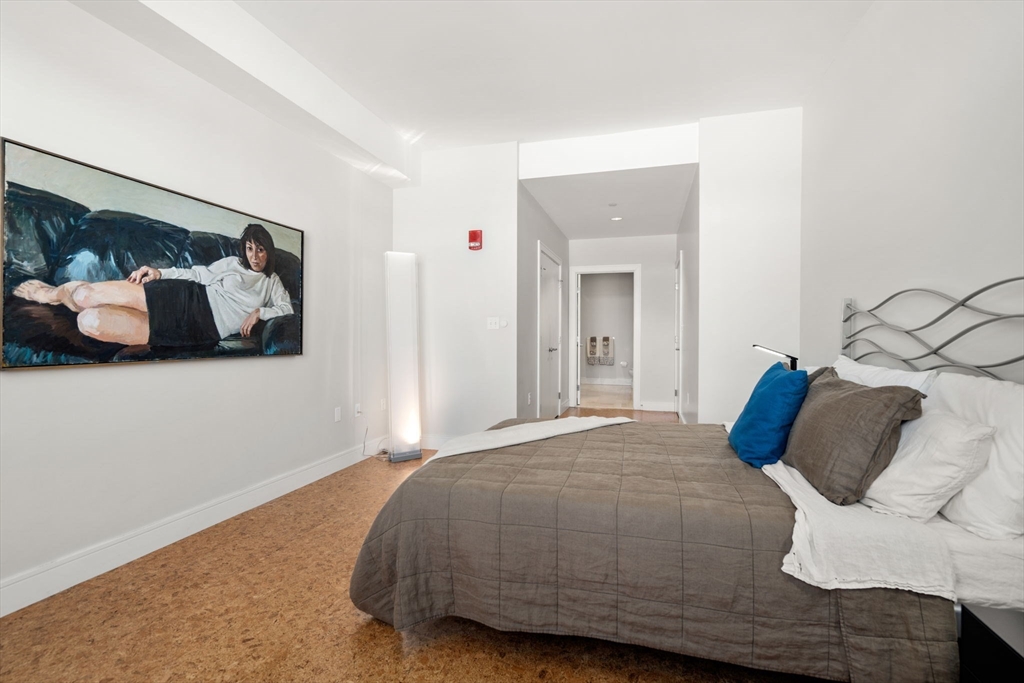 2400 Beacon St # 409