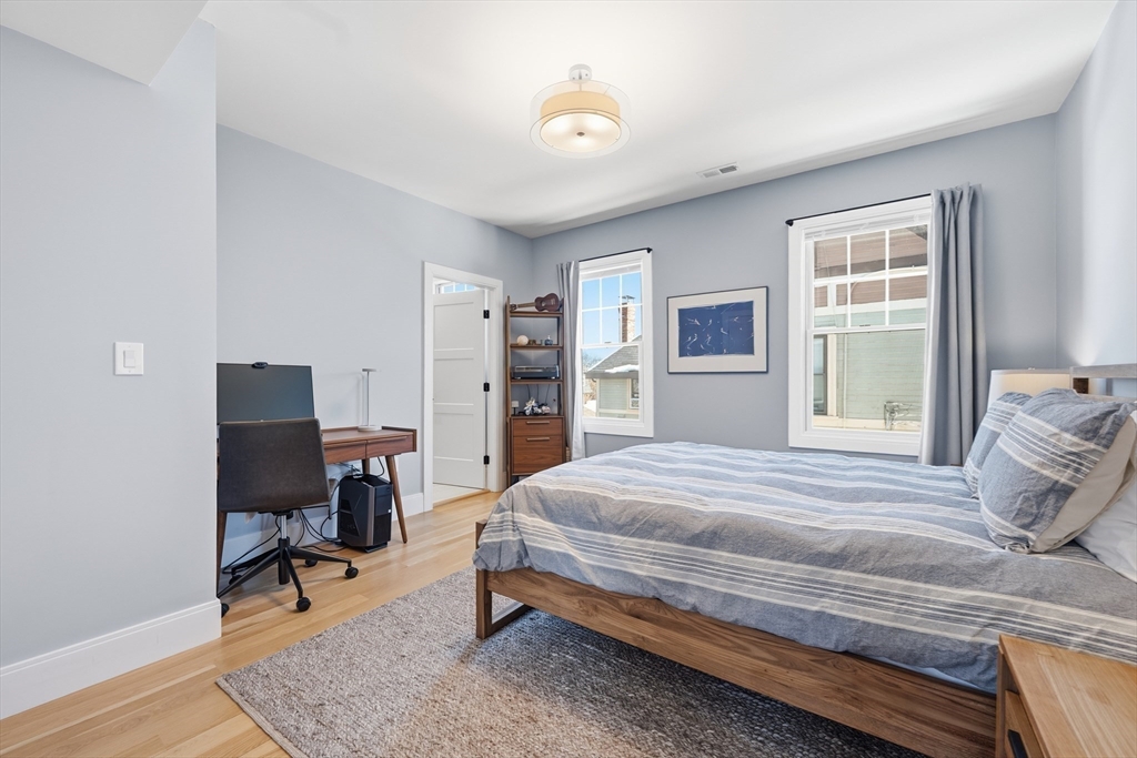 14 Maple St # 14