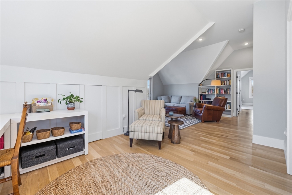 14 Maple St # 14