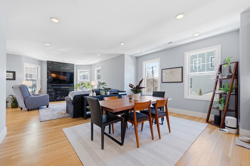 14 Maple St # 14