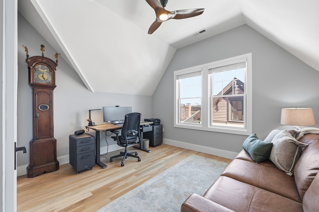 14 Maple St # 14