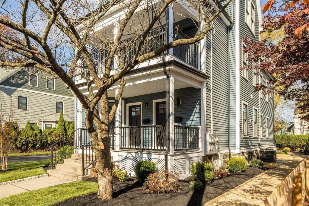 14 Maple St # 14