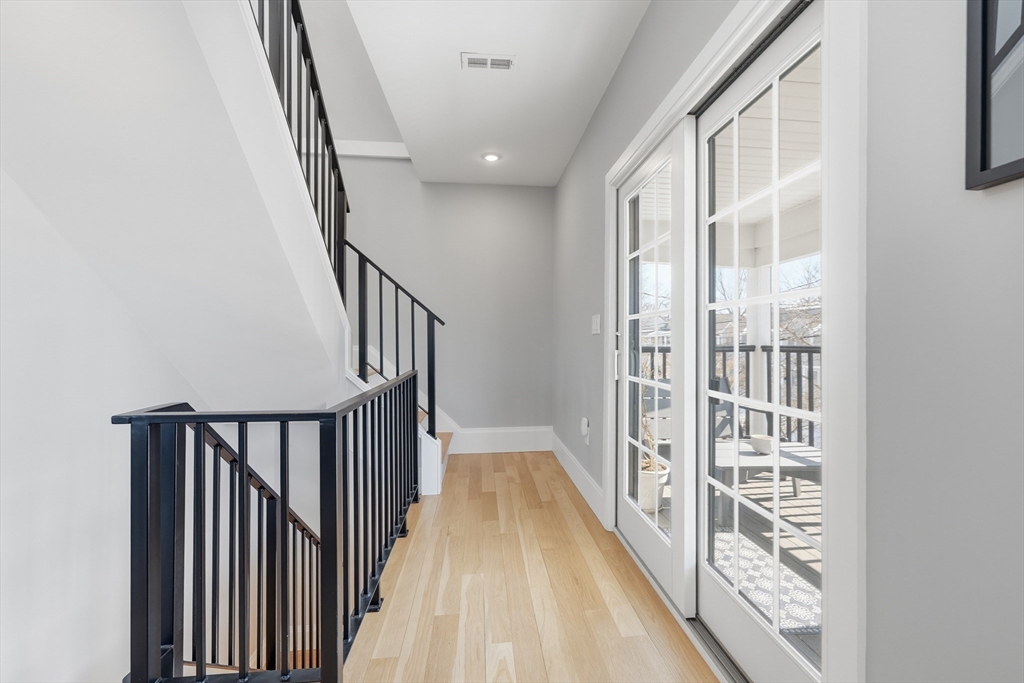 14 Maple St # 14