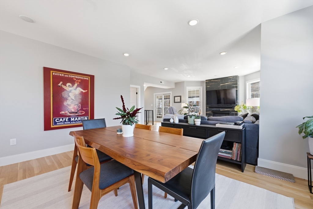 14 Maple St # 14