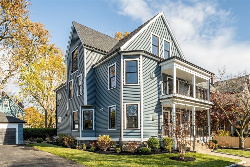 14 Maple St # 14